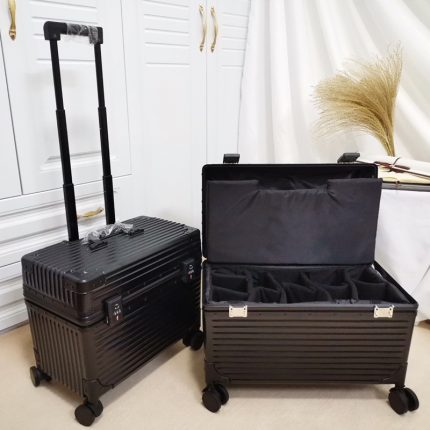 M118A Exquisite and Practical Suitcase